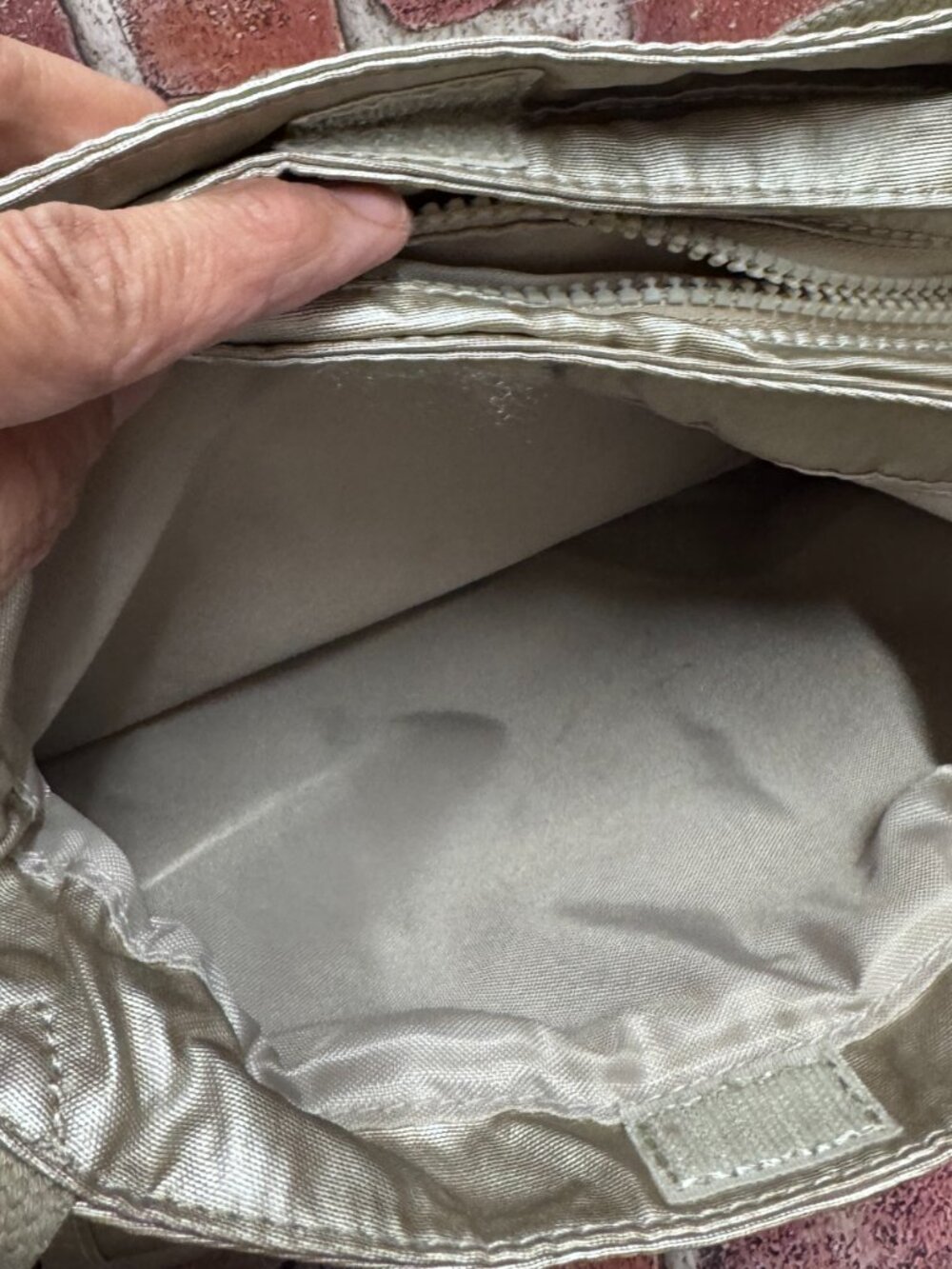 KIPLING FELIX LARGE METALLIC HANDBAG - Picture 16 of 16